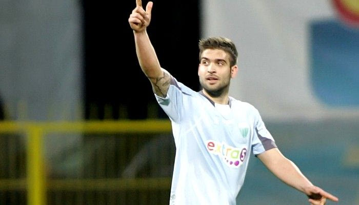 Δοκιμάζει Βασιλείου η Τσβόλε