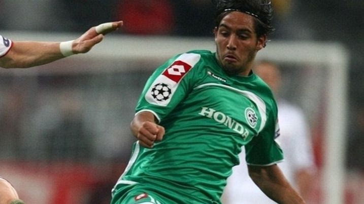 Ο Εγιάλ Γκολάσα στο προσκήνιο