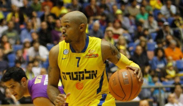 Μπροστά ο Χίκμαν, πίσω ο Ντιλέινι