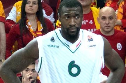 Στον Ολυμπιακό ο Χάντερ σύμφωνα με τους Ιταλούς