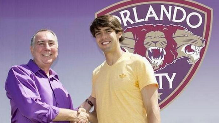 Στην Ορλάντο Σίτι ο Κακά