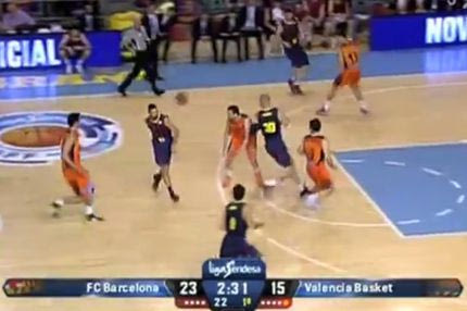 Η AΠΙΣΤΕΥΤΗ πάσα του Ναβάρο (VIDEO)