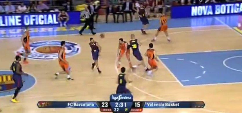 Η AΠΙΣΤΕΥΤΗ πάσα του Ναβάρο (VIDEO)