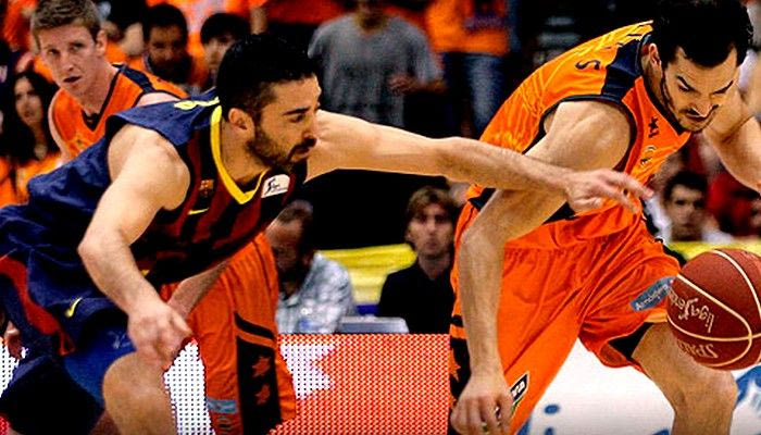 Συνεχίζει και του χρόνου ο Ναβάρο