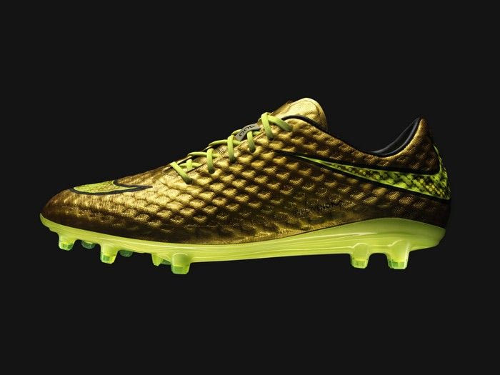 Ο NEYMAR JR. ΚΑΙ Η NIKE FOOTBALL ΠΑΡΟΥΣΙΑΖΟΥΝ ΤΟ ΣΥΛΛΕΚΤΙΚΟ GOLD HYPERVENOM