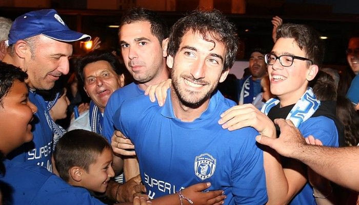 Ξέφρενοι πανηγυρισμοί στα αποδυτήρια της Νίκης (VIDEO)