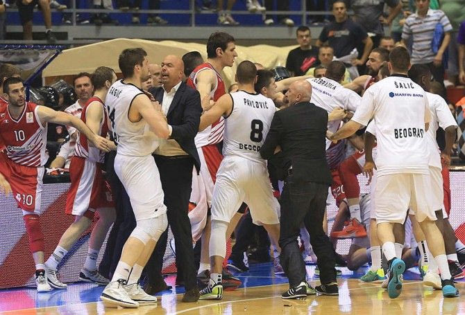 Παντού είναι… Ουγκάντα, όχι μόνο εδώ