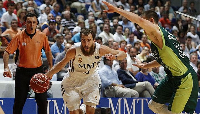Με πολύ ιδρώτα το 2-0 για τη Ρεάλ