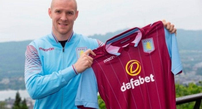 Ανακοίνωσε Σεντέρος η Άστον Βίλα