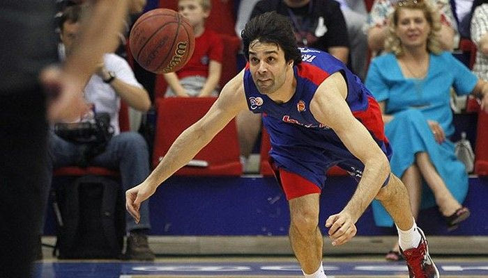 Ο Ιτούδης κράτησε τον Τεόντοσιτς