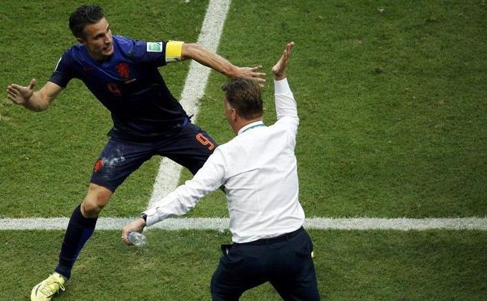 Ο “κλέφτης” Φαν Χάαλ, ο Κασίγιας κι η διαιτησία