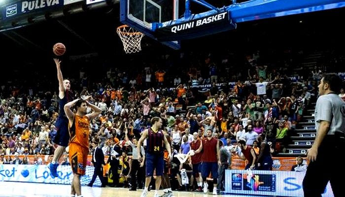 Ο Χουέρτας αφήνει ξερή τη Βαλένθια (VIDEO)