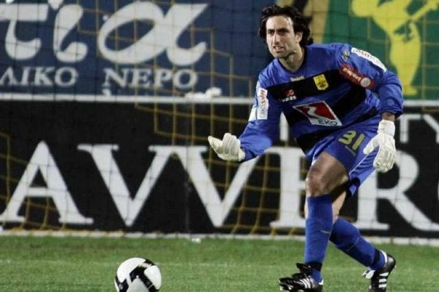 Ανακοίνωσε τον Καρατζιοβαλή