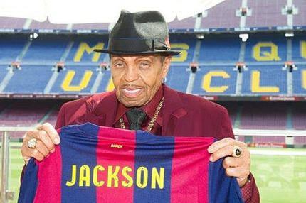 Ο πατέρας του Μάικλ Τζάκσον στο μουσείο της Μπαρτσελόνα