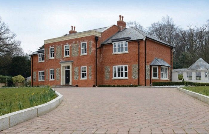 Το παλάτι του Σάντσες στο Λονδίνο (PHOTOS)