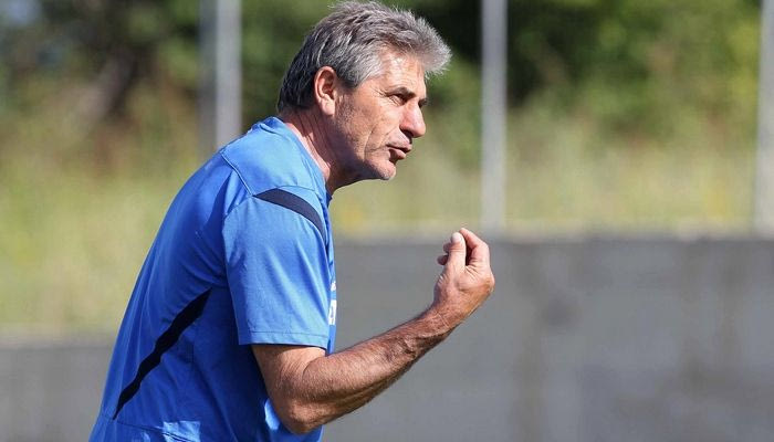 Ο Άγγελος, τα “πεθαμένα” και ο σοφός δάσκαλός του