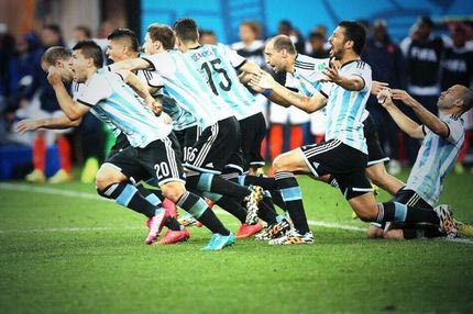 Ο αρχηγός που γονάτισε