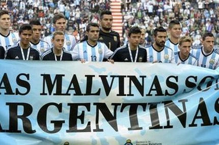 Eνα πανό, 30000 ελβετικά φράγκα πρόστιμο