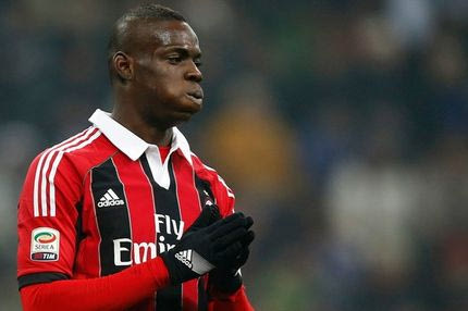 Δεν παίρνει Μπαλοτέλι, κοιτάζει Άλβες η Λίβερπουλ