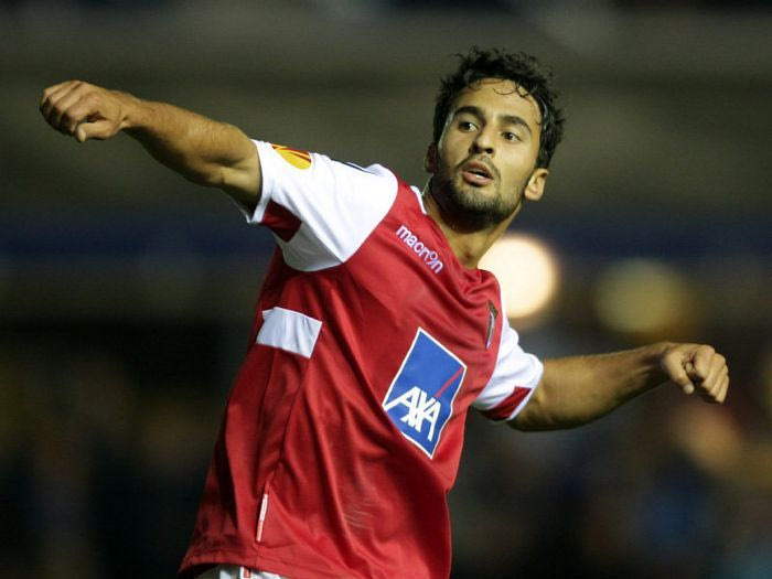 Υπέγραψε και ανακοινώθηκε ο Μπαρμπόσα