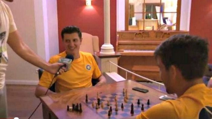 Το έριξαν στο σκάκι Μπαντής και Βελισσάρης (VIDEO)