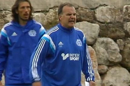 Τρέλα Μπιέλσα ακόμα και στις προπονήσεις (VIDEO)