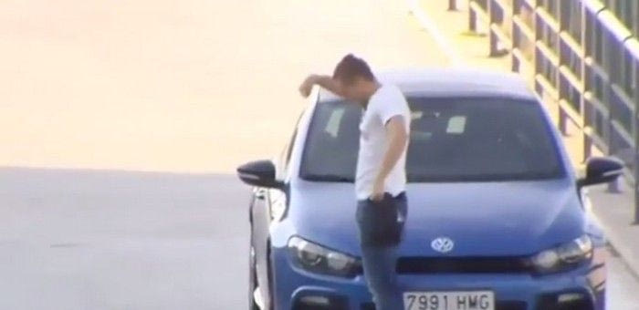 Ο Ντεουλοφέου κοροϊδεύει τον Κριστιάνο (VIDEO)