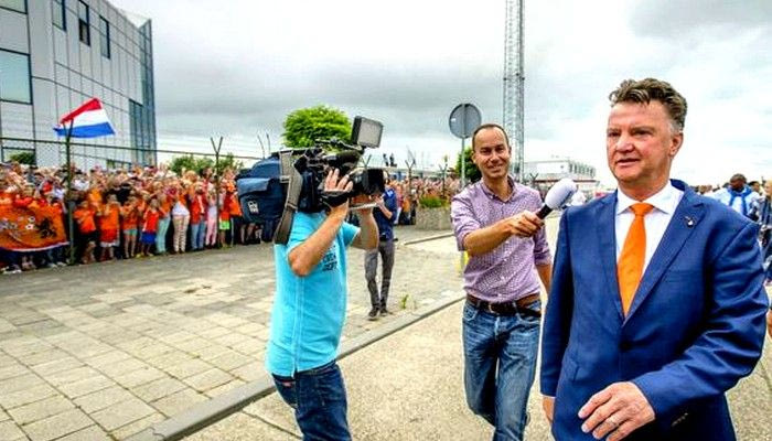 Yποδοχή πρωταθλητών στους Ολλανδούς (PHOTOS+VIDEO)