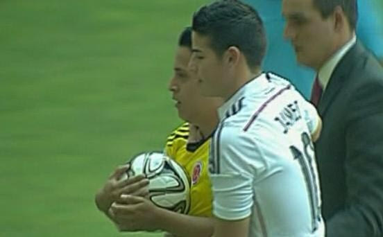 Τρέλα στο Μπερναμπέου: ο Χάμες και οι εισβολείς (VIDEOS + PHOTOS)