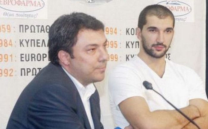 “Κόσμος για επενδυτή και οικονομική βοήθεια”