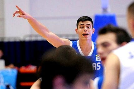 Πρέπει να συγκρατεί τα νεύρα του