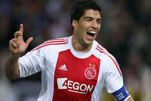 Γεμίζουν τα ταμεία του Άγιαξ λόγω Σουάρεζ