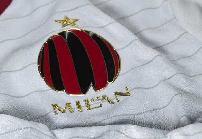 Οι νέες εμφανίσεις της Μίλαν ξέμειναν από σήμα (PHOTOS)