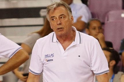 Εν αναμονή του Παπαπέτρου η Εθνική Νέων