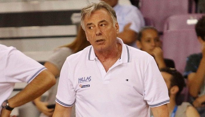 Εν αναμονή του Παπαπέτρου η Εθνική Νέων
