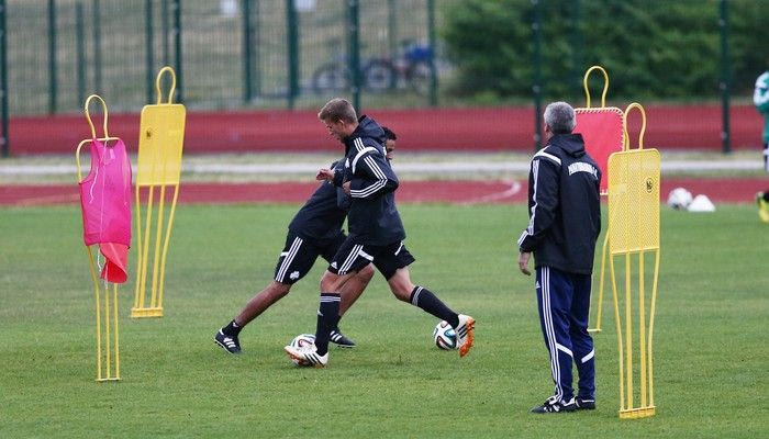 Προπόνηση με μπουφάν (VIDEOS)