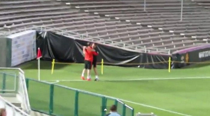 Η τρυφερή πλευρά του Φαν Χάαλ (VIDEO)