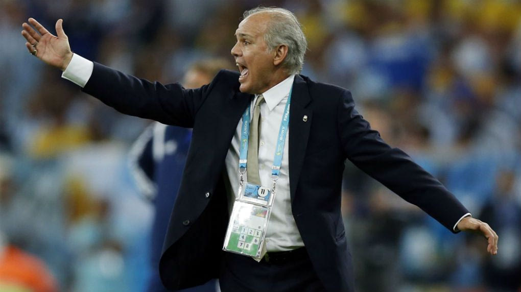 Παραιτείται ο Σαμπέλα