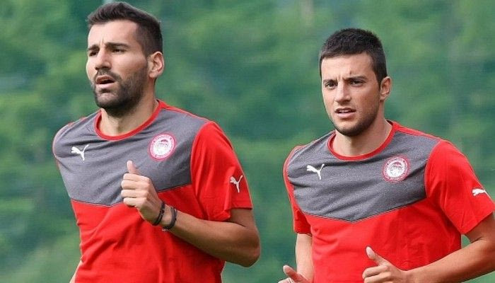 Πρόωρη ανανέωση για Σιόβα και Σάμαρη