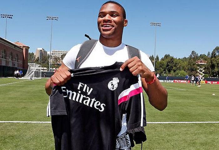 Και ο Ουέστμπρουκ στηρίζει Ρεάλ (PHOTO)