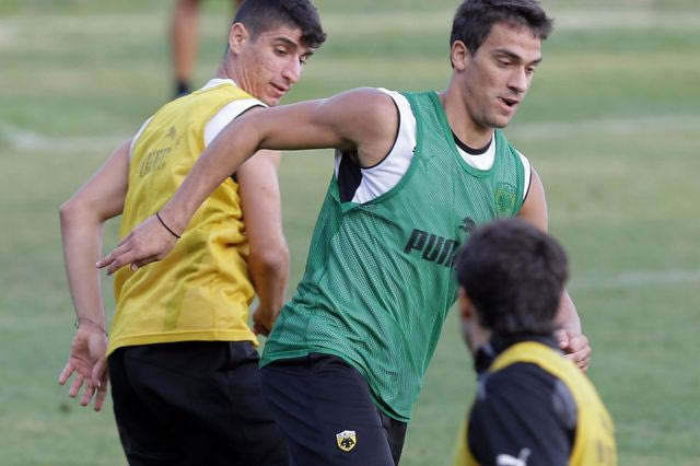 Δίτερμα και… ομιλίες από Δέλλα