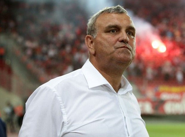 Φλουτ: “Δεν έχουμε για στόχο μόνο την παραμονή”