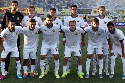 Ομάδα του προπονητή με DNA… AEK!