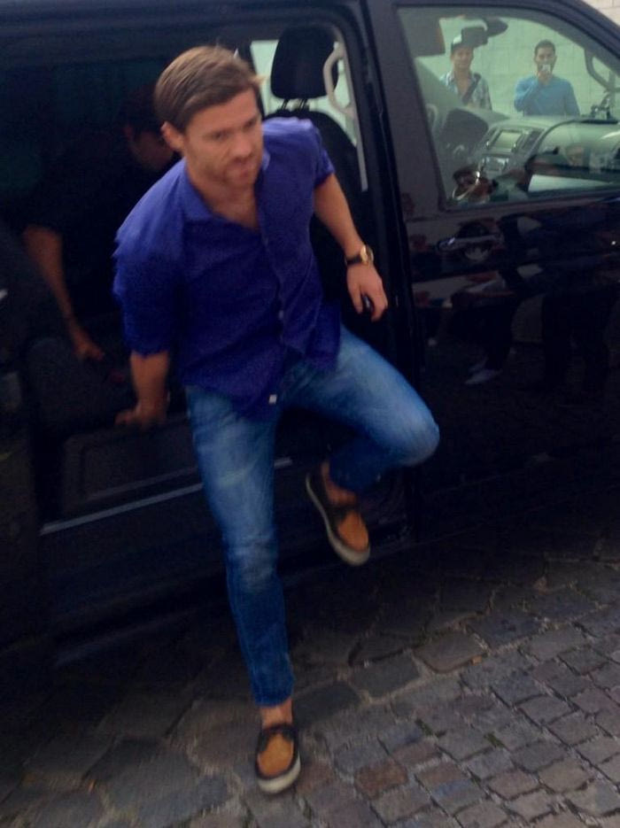 Στο Μόναχο για τα ιατρικά ο Αλόνσο (PHOTOS+VIDEO)