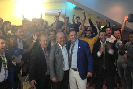 Φωτιά στα αποδυτήρια, πριμ στους παίκτες (VIDEOS)