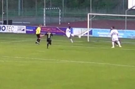 Απίθανο αυτογκόλ στη Γερμανία! (VIDEO)