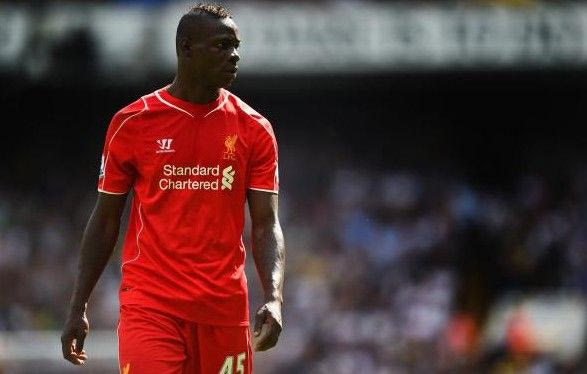 “Τρέλα” με τις φανέλες του Μπαλοτέλι