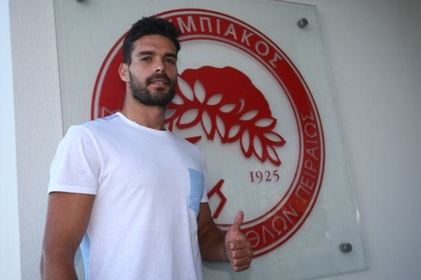 Ανακοίνωσε τον Μποτία (PHOTOS)