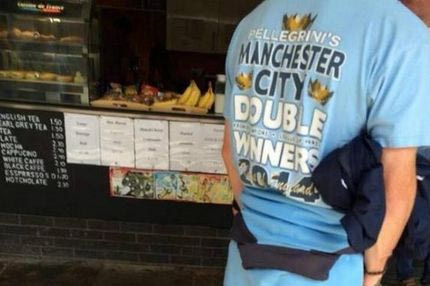 Τατουάζ Λίβερπουλ και φανέλα Μάντσεστερ Σίτι (PHOTO)