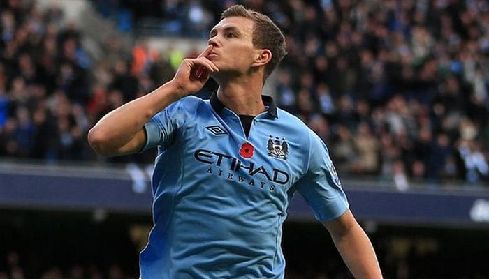 Ανανέωσε ο Τζέκο